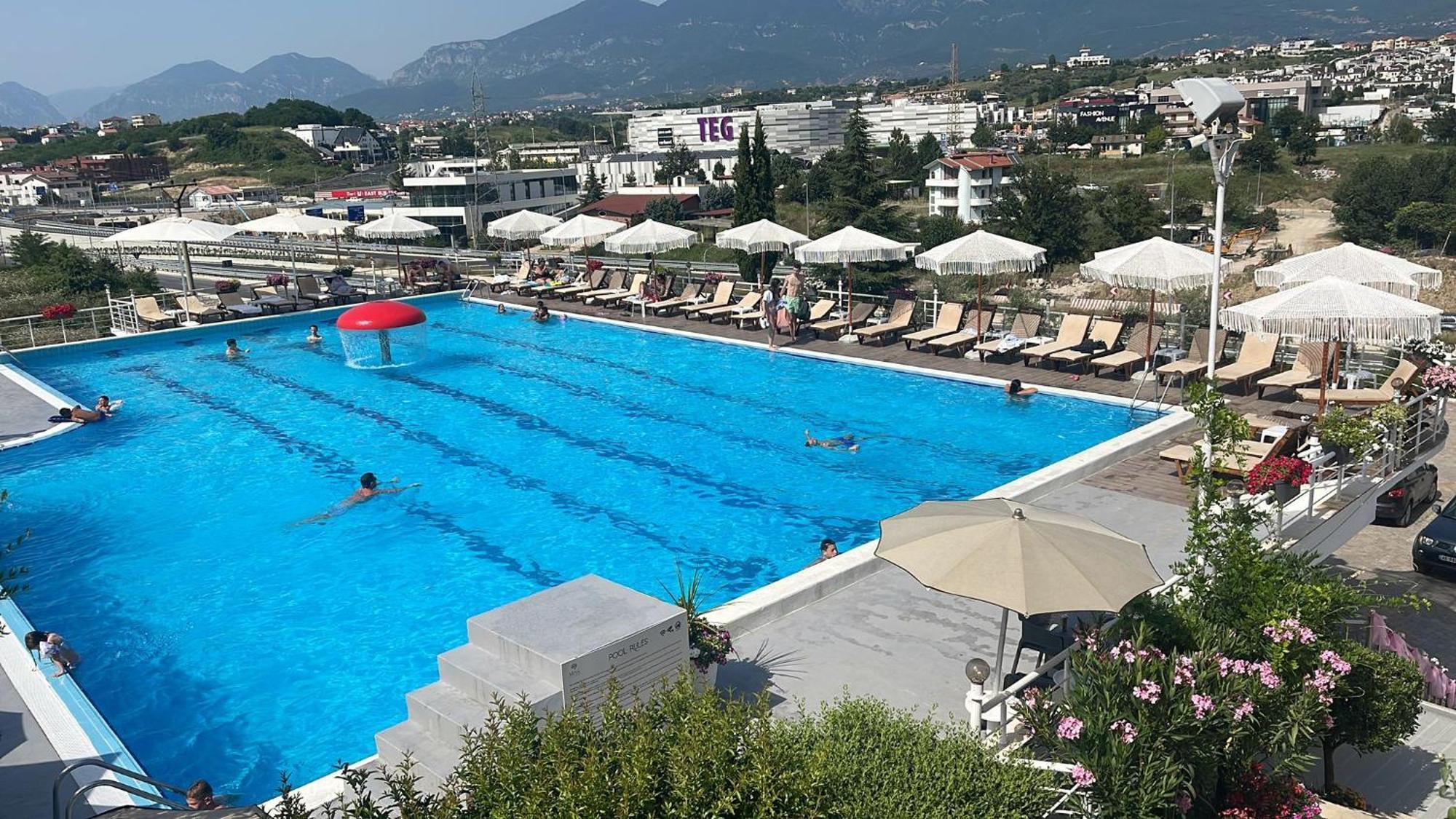 Misk Hotel & Resort Tirana Exterior photo